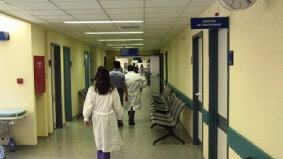 Συναγερμός στο νοσοκομείο του Ρίου! «Έσκασε» φιάλη οξυγόνου – Τραυματίστηκε σοβαρά υπάλληλος